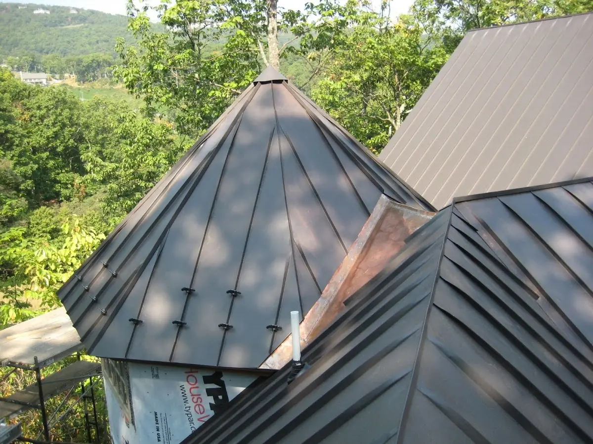 Professional Gutter Cleaning by Craftsman Roofing in Vineyard